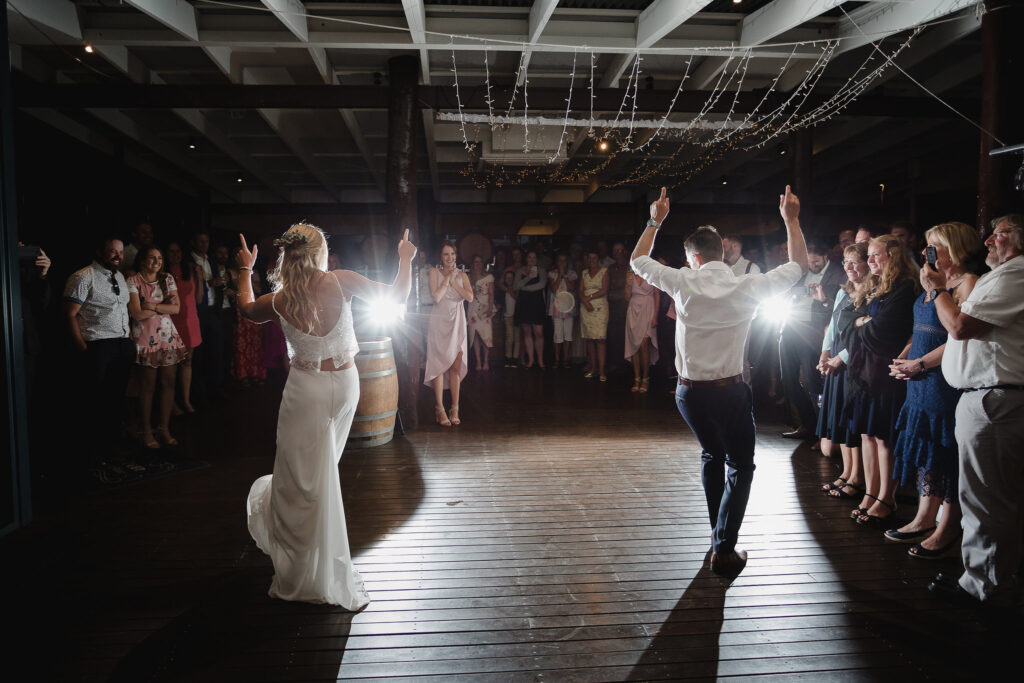 Wedding Dance Lessons Chase Dance I Photographer Photogerson I Bridal Dance Couple Ninette + Jason